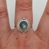 Zilveren ring gezet met ronde facet geslepen Labradoriet 18 mm
