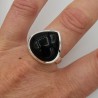 Zilveren ring met brede druppelvormige zwarte Onyx 19 mm