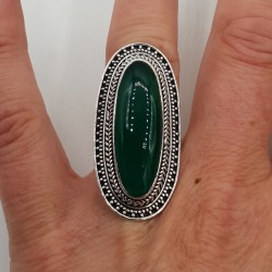 Zilveren ring gezet met groene Onyx