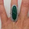 Zilveren ring gezet met ovale groene Onyx