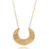 Vergulde ketting met bewerkte halve maan hanger