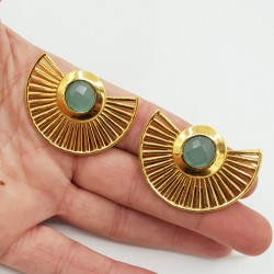 Vergulde waairer oorbellen met aqua Chalcedoon