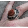 Zilveren ring ronde facet Botswana bewerkte kop en band 16.5 mm