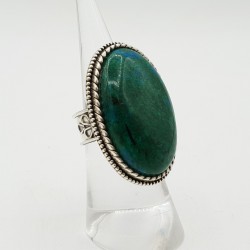 Zilveren ring gezet met grote brede ovale Chrysocolla 16.5 mm