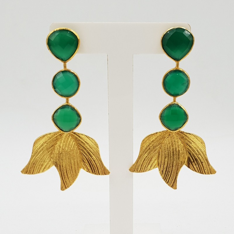 Vergulde oorbellen met groene Onyx