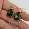 Vergulde oorbellen met druppelvormige Emerald groene quartz