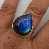 Zilveren ring gezet met brede druppelvormige Labradoriet 19 mm