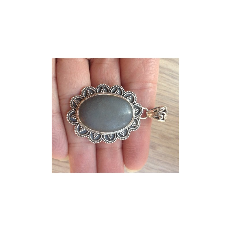 Zilveren hanger met Angeliet in bewerkte setting