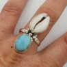 Zilveren ring gezet met Cowrie schelp en Larimar 19.5 mm