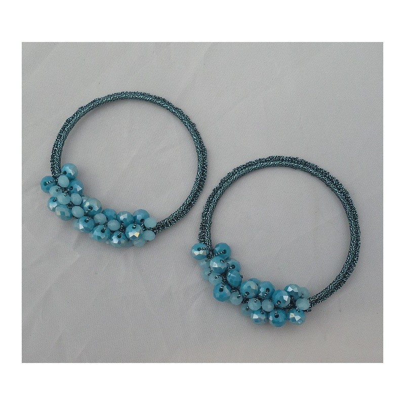 Hanger set van zijdedraad en kristallen