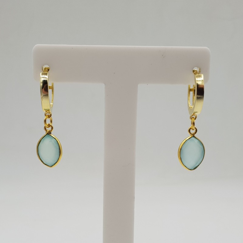 Vergulde creolen met aqua Chalcedoon hanger