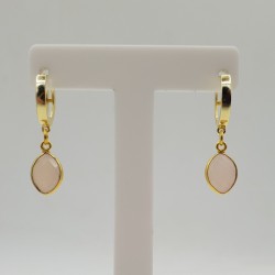 Vergulde creolen met roze Chalcedoon hanger