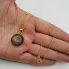 Vergulde ketting met ronde Labradoriet hanger