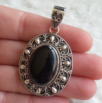 Zilveren hanger ovale cabochon Onyx bewerkte setting