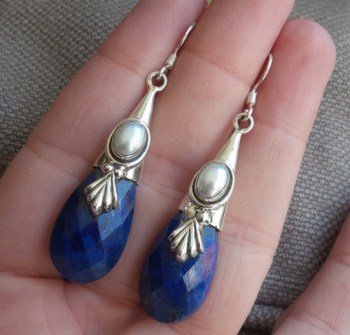 Zilveren oorbellen met facet Lapis Lazuli druppelvorm