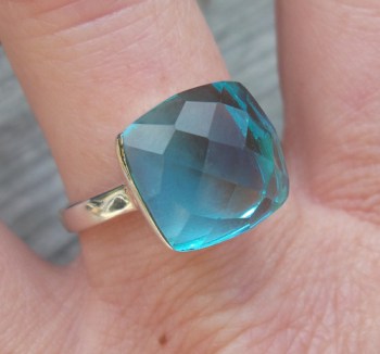 Zilveren ring gezet met blauw Topaas