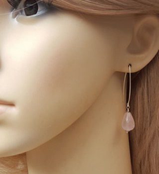 Zilveren oorbellen met Rozenkwarts briolet