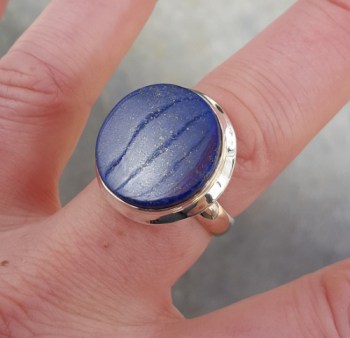 Zilveren ring met ronde cabochon Lapis Lazuli 18.5 mm