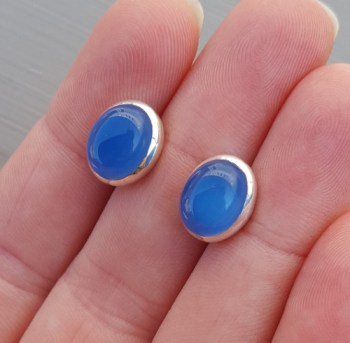 Zilveren oorknoppen met kobalt blauw Chalcedoon