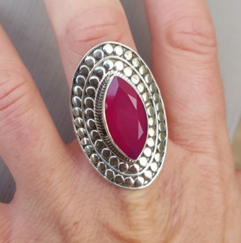 Zilveren ring marquise fuchsia roze Chalcedoon verstelbaar