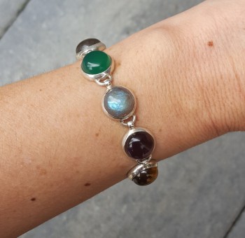 Zilveren armband gezet met ronde cabochon multi edelstenen