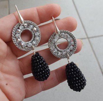 Zilveren oorbellen druppel van zwarte Onyxen en zilver ornament