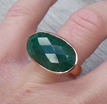Vergulde ring met dwarsliggende ovale Emerald 17.3 mm
