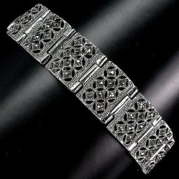 Zilveren armband met rechthoekige schakels gezet met Markasiet