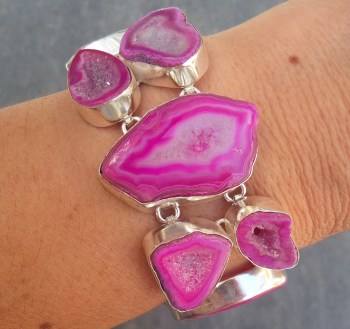 Zilveren armband gezet met ruwe roze Botswana Agaat