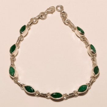 Zilveren armband met marquise Emerald schakels