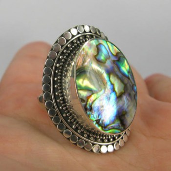 Zilveren edelsteen ring met Abalone schelp maat 18.9 mm