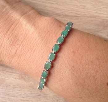 Zilveren edelsteen armband gezet met Emerald en schuifslot