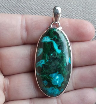 Zilveren hanger gezet met ovale Malachiet in Chrysocolla