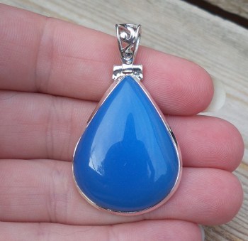 Zilveren hanger brede druppelvorm cabochon blauwe Chalcedoon