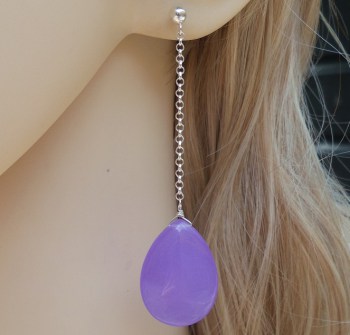 Zilveren oorbellen met grote paarse Jade briolet