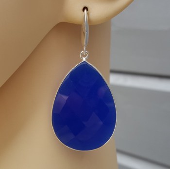 Zilveren oorbellen met grote kobalt blauwe Chalcedoon