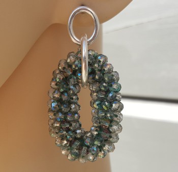 Zilveren oorbellen met groene kristallen ovale hanger