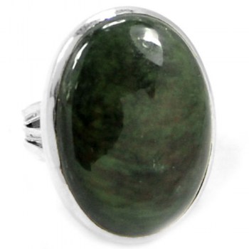 Zilveren ring gezet met ovale Obsidiaan maat 17 mm