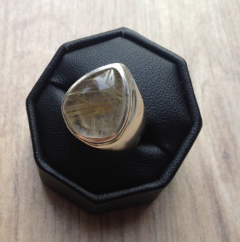 Zilveren ring met druppelvorm gouden Rutielkwarts 17.3 mm