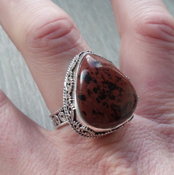 Zilveren ring met mahonie Obsidiaan en bewerkte setting 18.5 mm