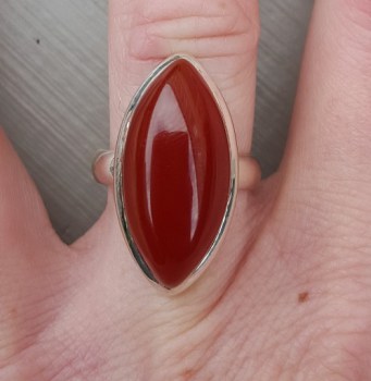 Zilveren ring met marquise cabochon Carneool 16.5 mm