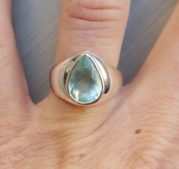 Zilveren ring met druppelvormige facet Aquamarijn 17 mm