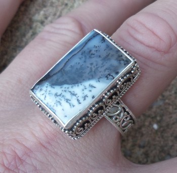Zilveren ring rechthoekige Dendriet Opaal bewerkte setting 19 mm