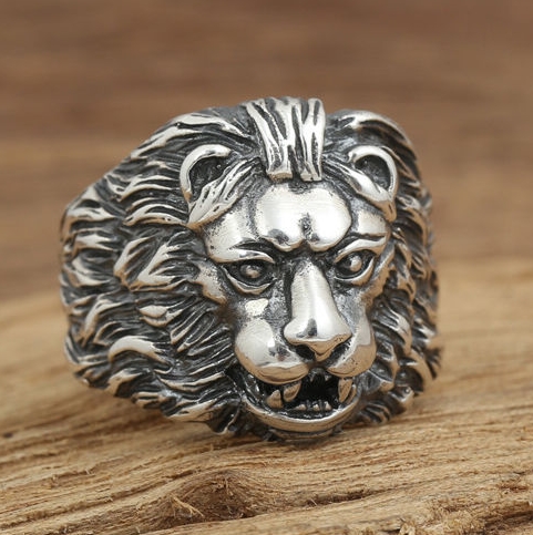 vluchtelingen kunstmest Lieve Zilveren ring leeuw | Zilveren Ringen